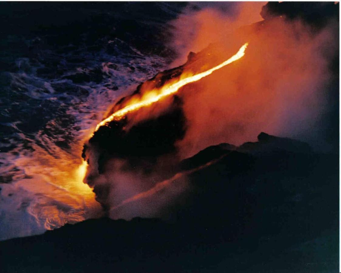 The Magical Lava Temple With Epic Volcano Views! Kehena 외부 사진